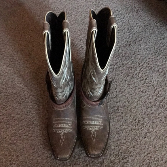 🦋SOLD🦋 - Picture 2 of 6